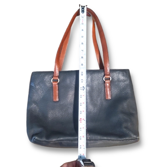 Fossil Leather Hand Bag with Stitch Detail - Picture 13 of 16